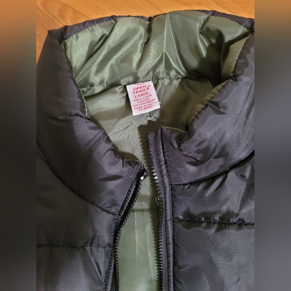 Open Trails Puffer Vest - Picture 5 of 7